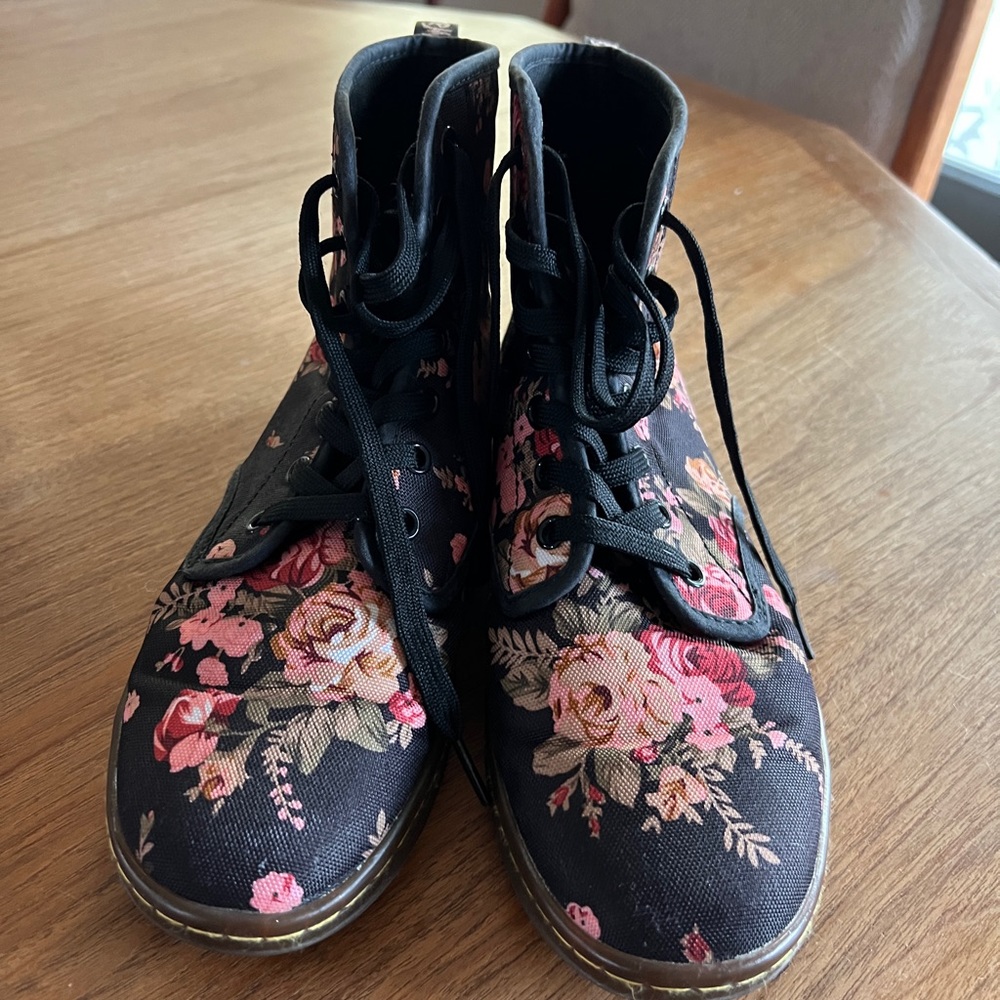 Dr Marten’s Canvas Floral Boots